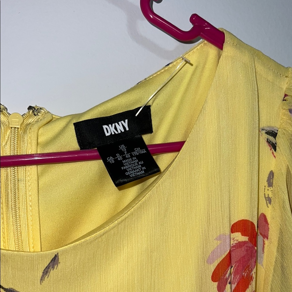 NWOT- Floral Yellow Dress - Picture 2 of 4
